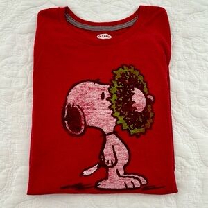 Old Navy Peanuts Snoopy Christmas Wreath T-Shirt Women’s size Medium M Tee Shirt